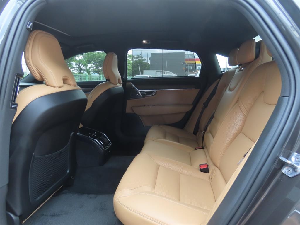볼보 S90 B5 인스크립션 이미지 7