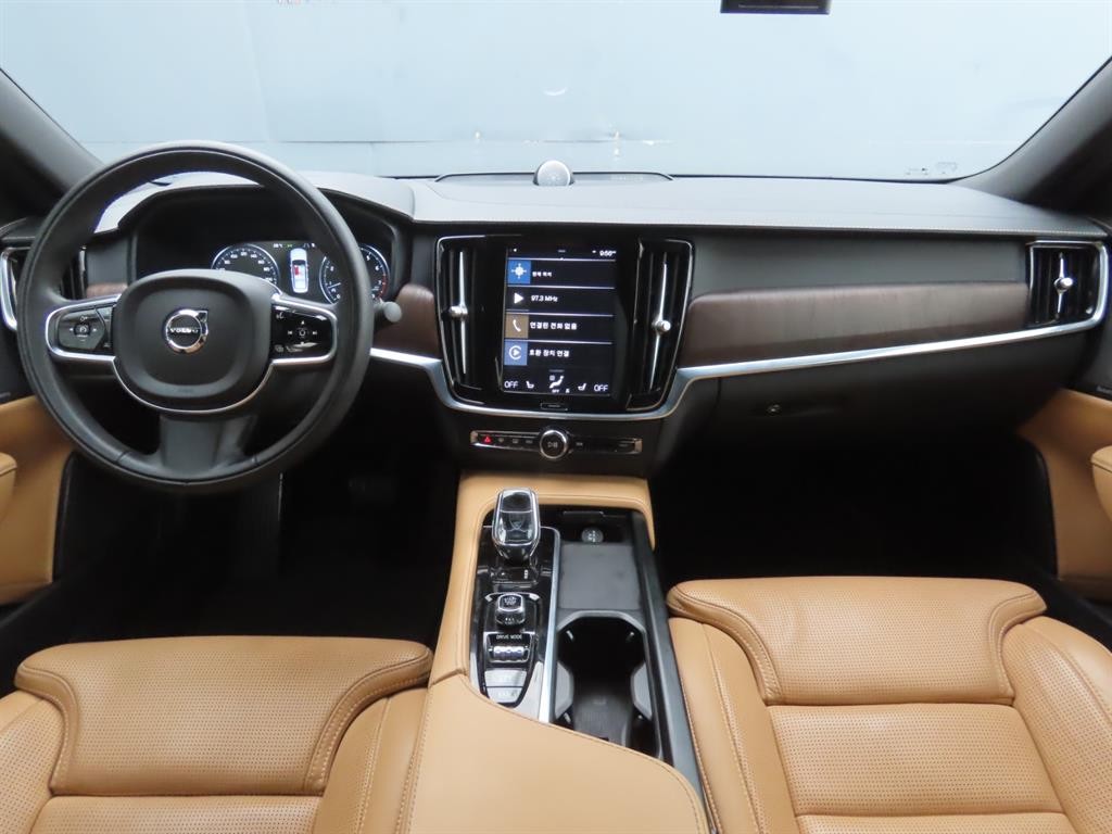 볼보 S90 B5 인스크립션 이미지 9