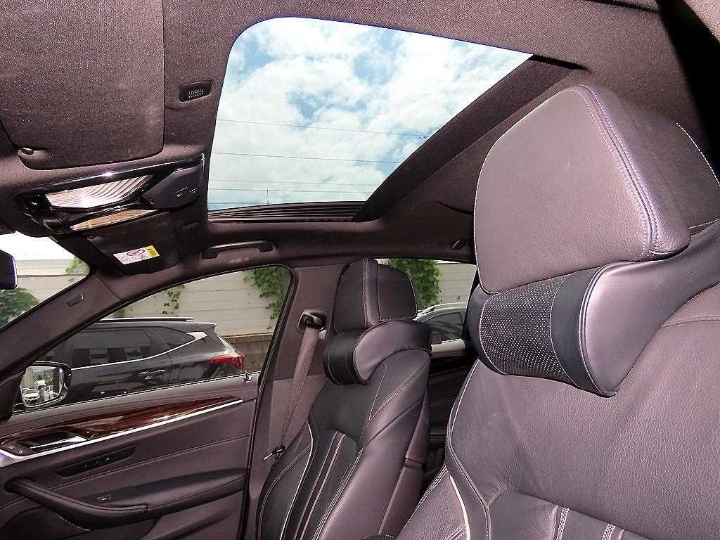 BMW 5시리즈 5시리즈 (G30) 520i M 스포츠 이미지 17
