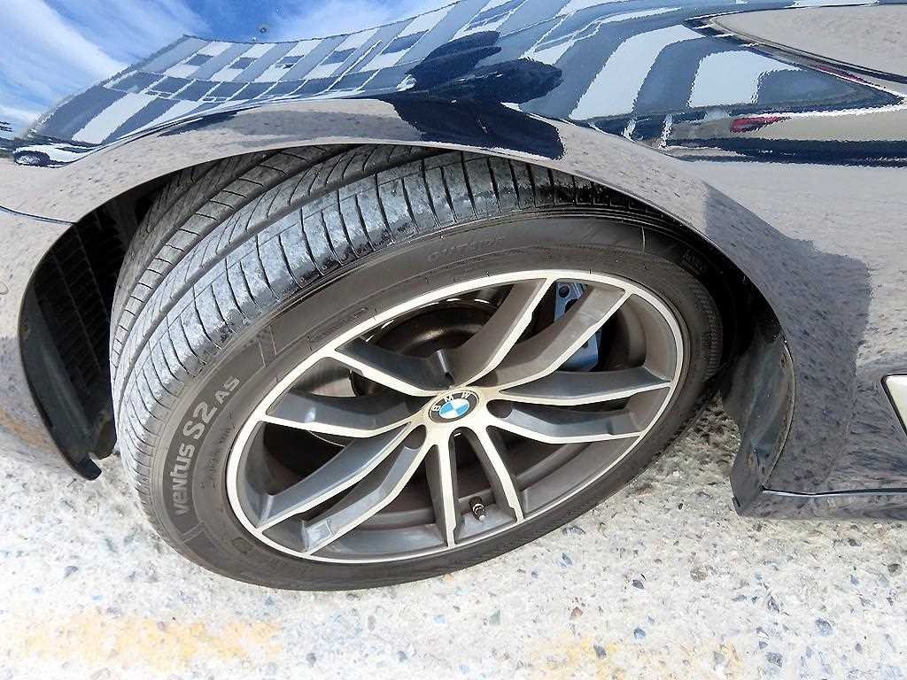 BMW 5시리즈 5시리즈 (G30) 520i M 스포츠 이미지 20