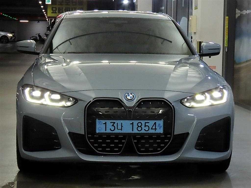 BMW i4 eDrive 40 M 스포츠 프로 이미지 2