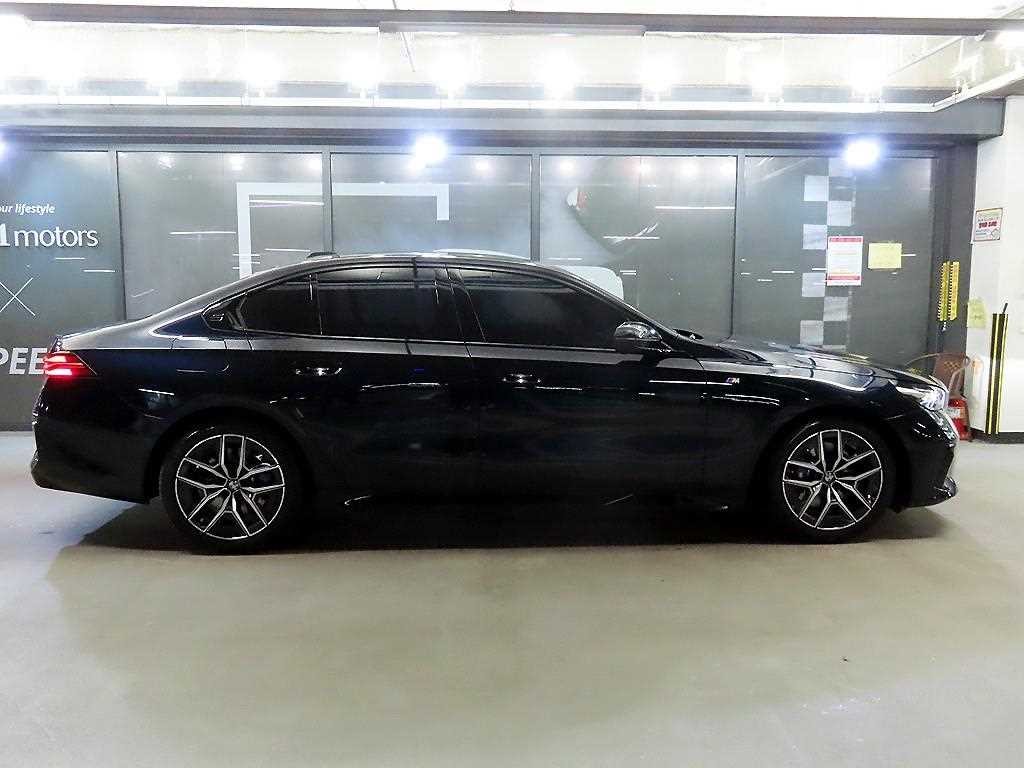 BMW 5시리즈 5시리즈 (G60) 520i M 스포츠 이미지 3