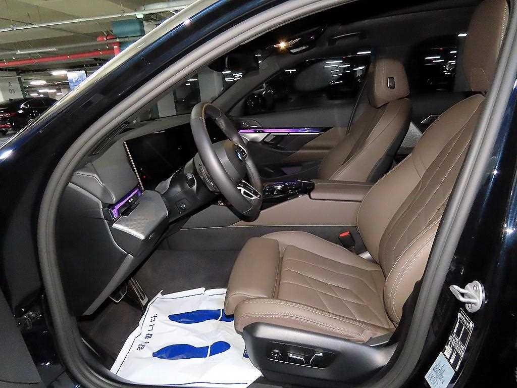 BMW 5시리즈 5시리즈 (G60) 520i M 스포츠 이미지 6