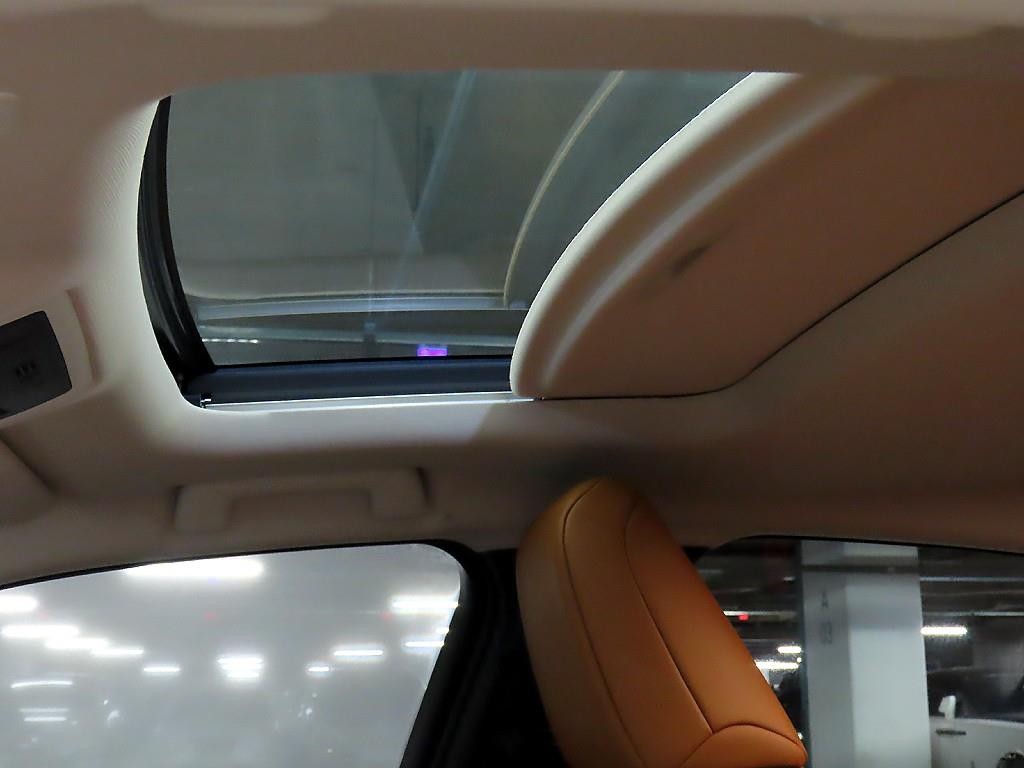 렉서스 UX UX 250h 2.0 2WD 이미지 16