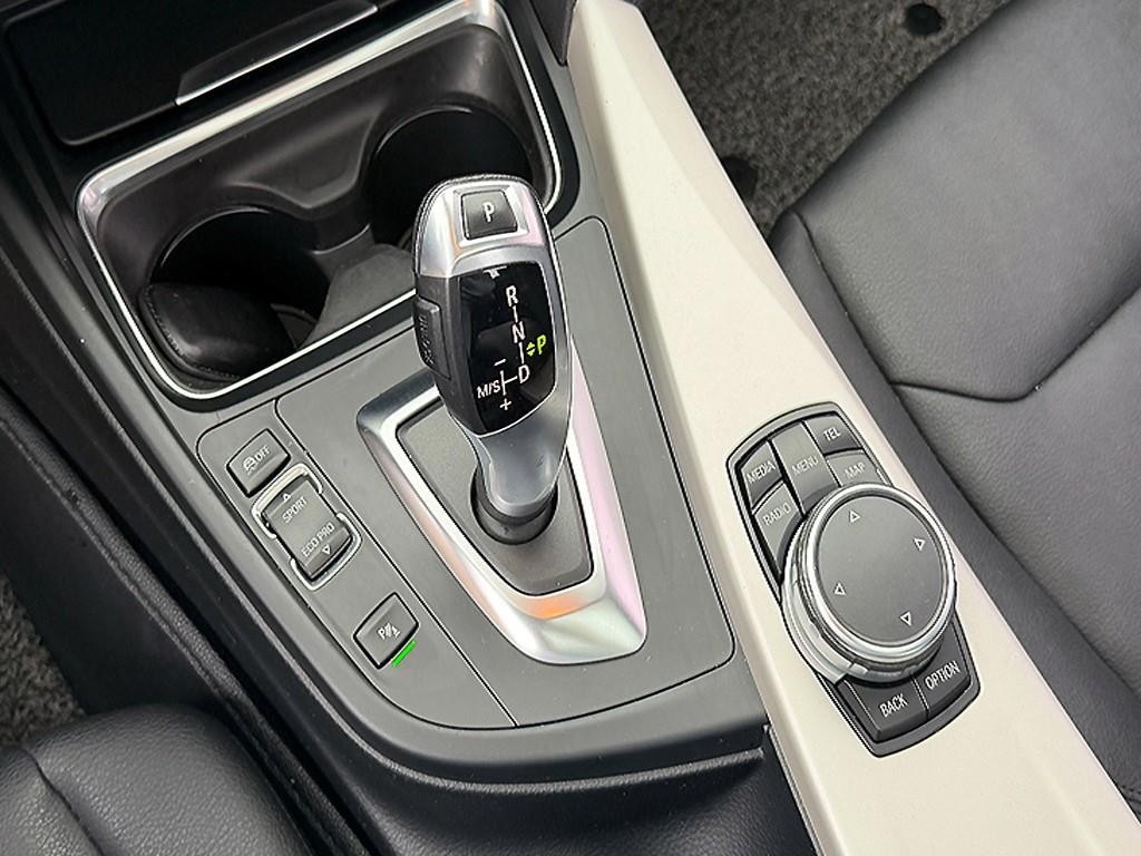 BMW 3시리즈 3시리즈 (F30) 320d ED에디션 이미지 12