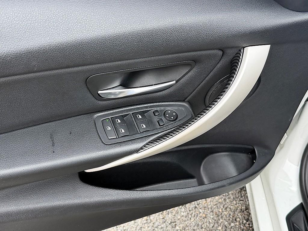 BMW 3시리즈 3시리즈 (F30) 320d ED에디션 이미지 13