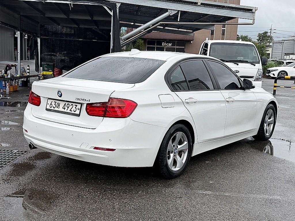 BMW 3시리즈 3시리즈 (F30) 320d ED에디션 이미지 4