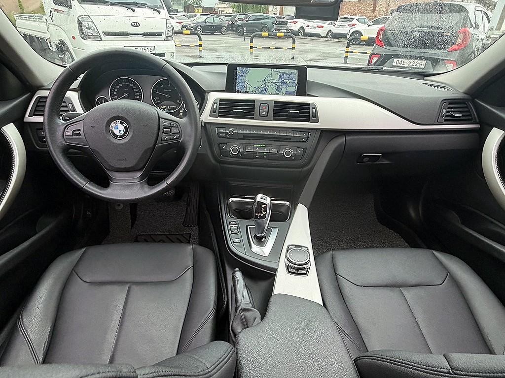 BMW 3시리즈 3시리즈 (F30) 320d ED에디션 이미지 5