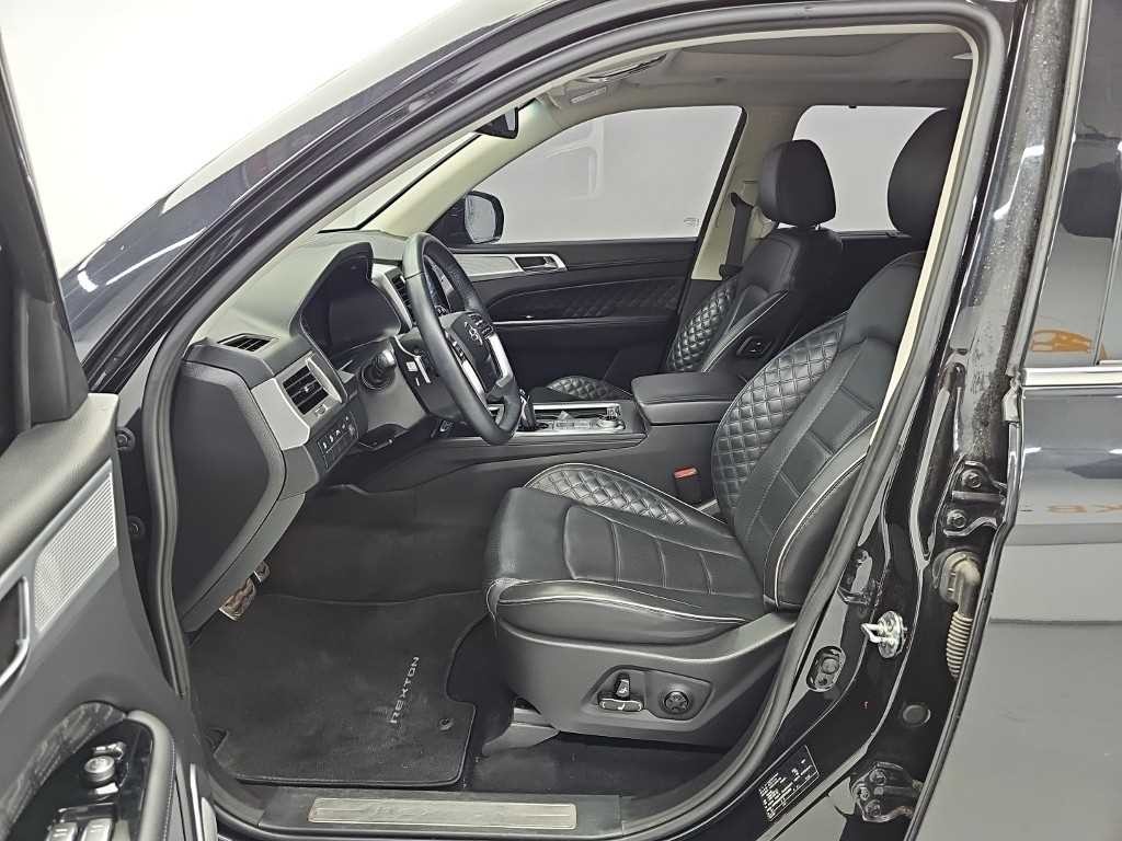 KG모빌리티(쌍용) 렉스턴 올 뉴 렉스턴 (Y450) 디젤 2.2 4WD 럭셔리 이미지 11