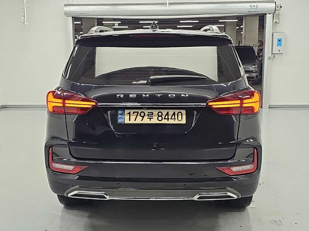 KG모빌리티(쌍용) 렉스턴 올 뉴 렉스턴 (Y450) 디젤 2.2 4WD 럭셔리 이미지 3