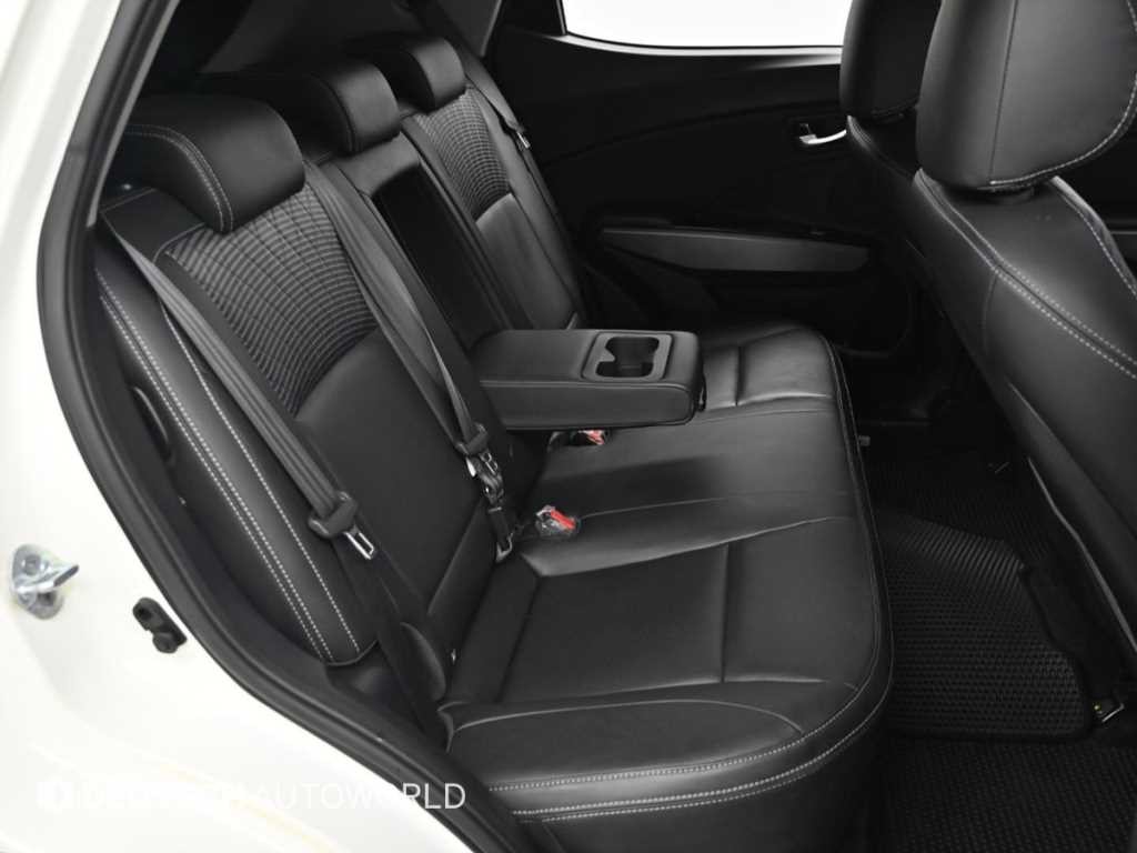 KG모빌리티(쌍용) 티볼리 티볼리 아머 2WD 디젤 VX 이미지 12