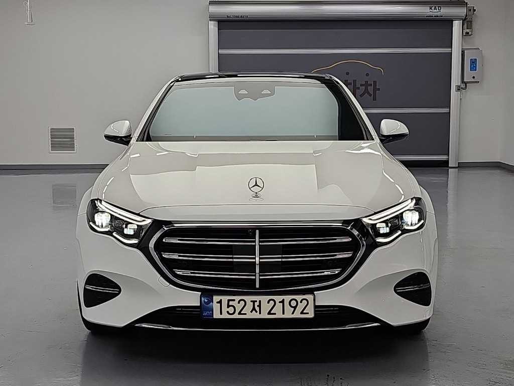 벤츠 E 클래스 E-클래스 W214 E300 4MATIC 익스클루시브 이미지 2