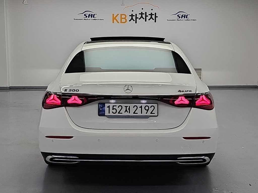벤츠 E 클래스 E-클래스 W214 E300 4MATIC 익스클루시브 이미지 3