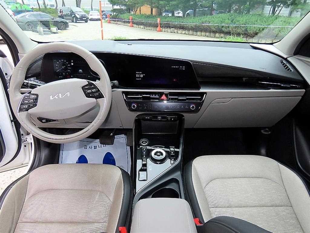 기아 니로 디 올 뉴 니로 EV 에어 이미지 7
