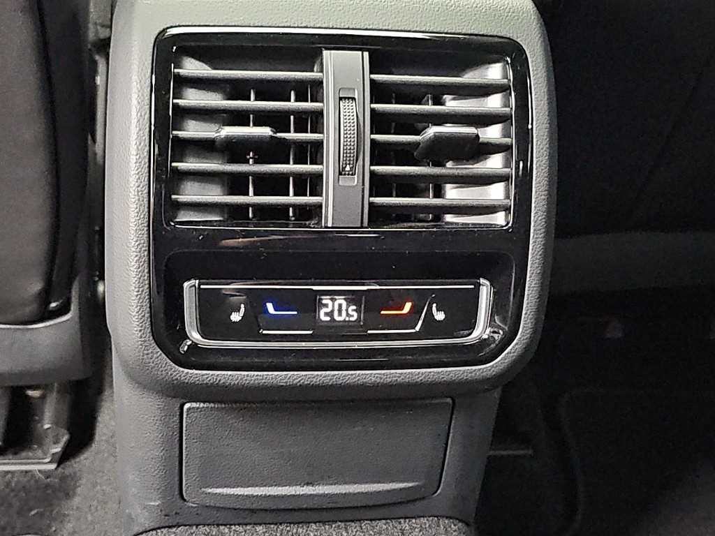 폭스바겐 아테온 2.0 TDI R-LINE 4모션 이미지 13