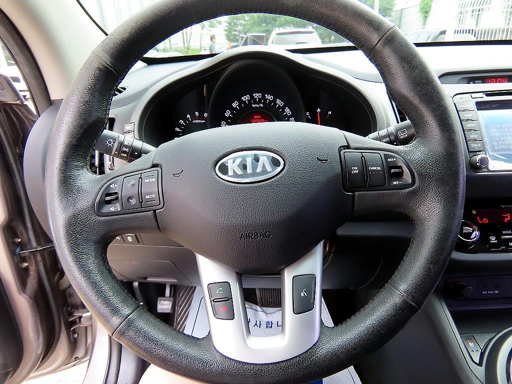 기아 스포티지 스포티지 R 2WD TLX 프리미엄 이미지 8