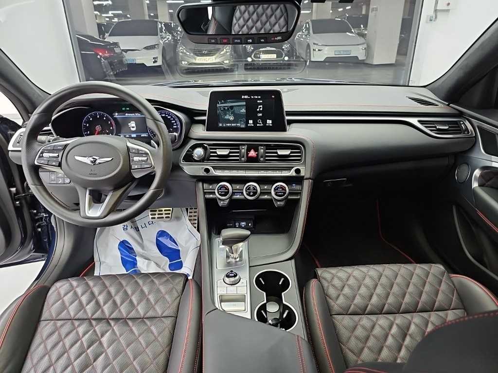제네시스 G70 2.0T AWD 스포츠 패키지 이미지 7