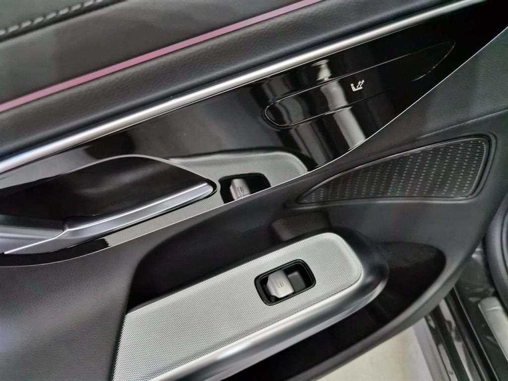 벤츠 E 클래스 E-클래스 W214 E200 아방가르드 이미지 15