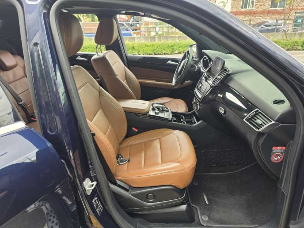 벤츠 GLE 클래스 GLE 클래스 W166 GLE 350 d 4MATIC 이미지 10