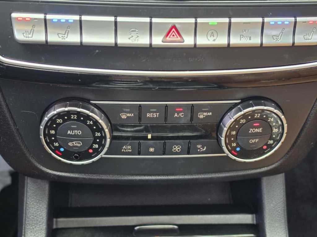 벤츠 GLE 클래스 GLE 클래스 W166 GLE 350 d 4MATIC 이미지 17