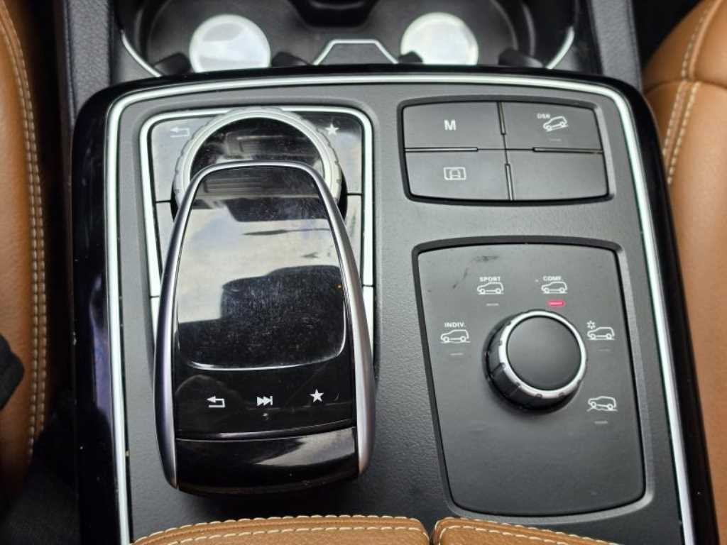 벤츠 GLE 클래스 GLE 클래스 W166 GLE 350 d 4MATIC 이미지 18