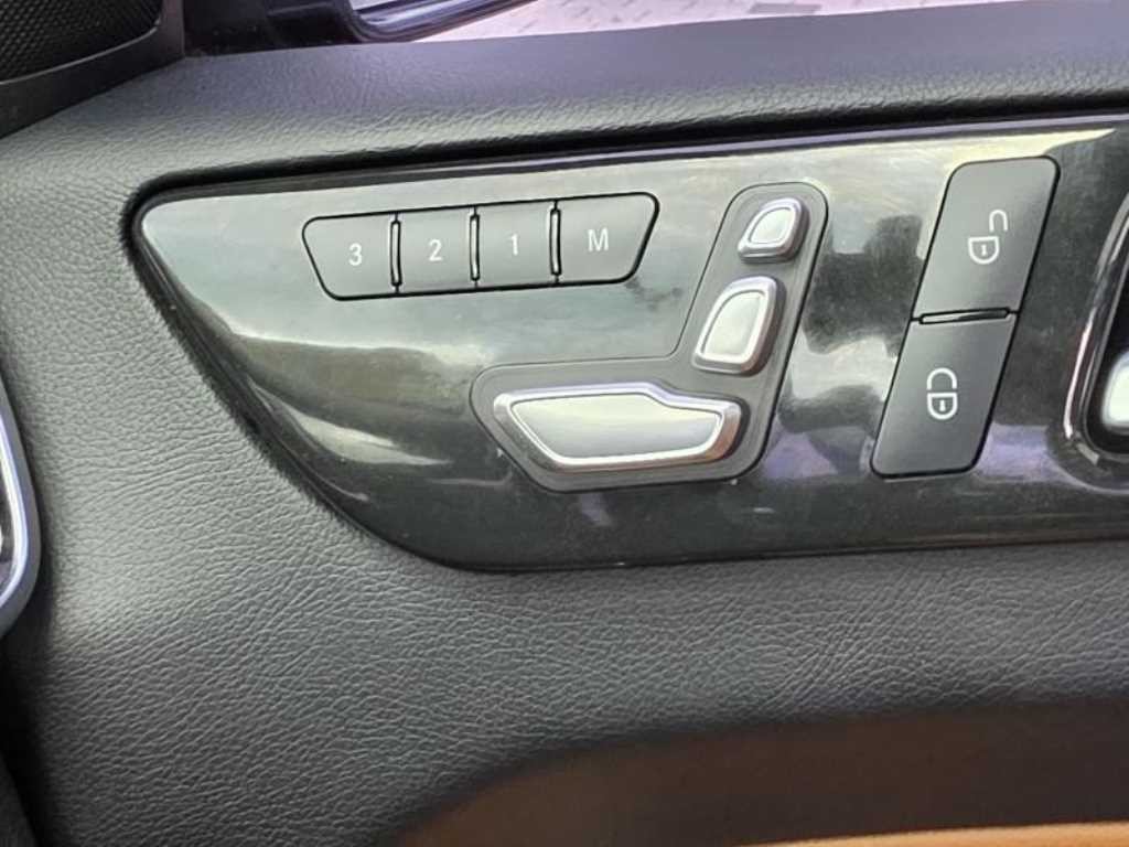 벤츠 GLE 클래스 GLE 클래스 W166 GLE 350 d 4MATIC 이미지 19