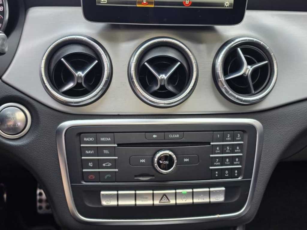 벤츠 CLA 클래스 CLA클래스 CLA 250 4MATIC AMG LINE 이미지 12