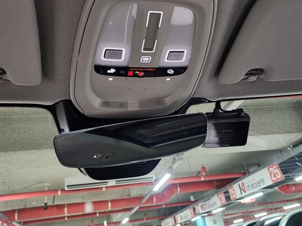 볼보 XC40 B4 AWD 얼티메이트 브라이트 이미지 11