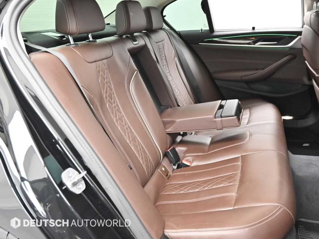 BMW 5시리즈 5시리즈 (G30) 523d 럭셔리 이미지 12