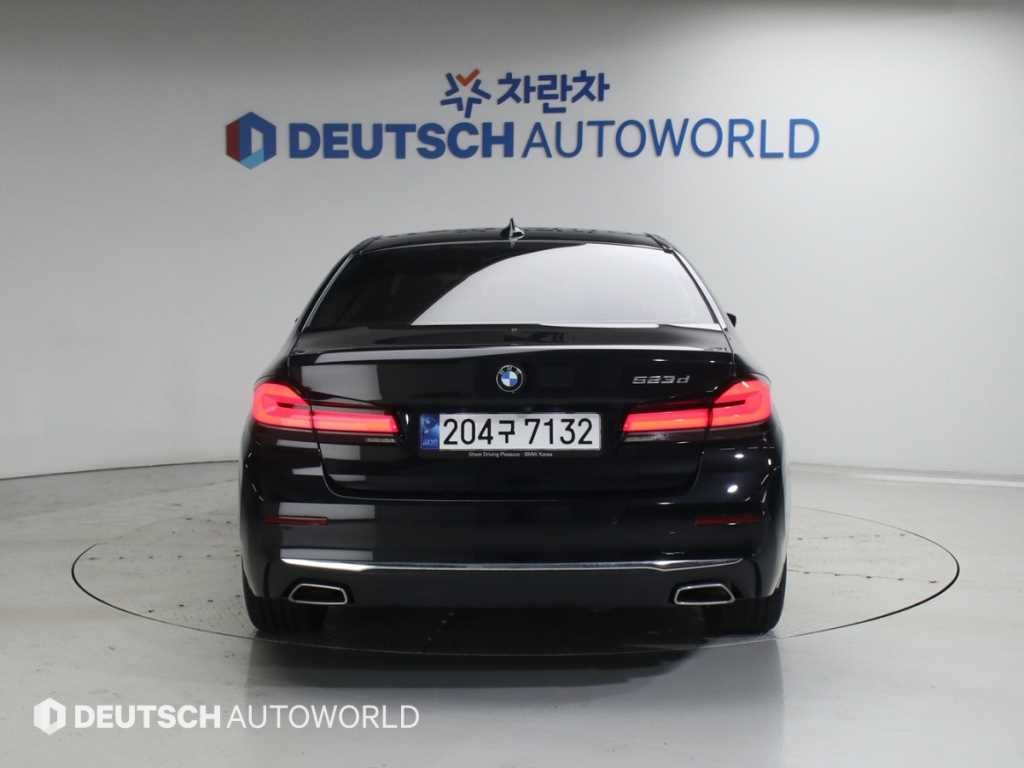 BMW 5시리즈 5시리즈 (G30) 523d 럭셔리 이미지 4