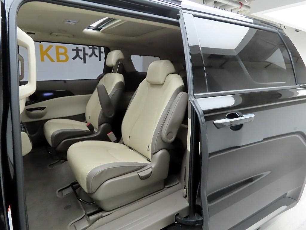기아 카니발 카니발 4세대 디젤 9인승 시그니처 이미지 12