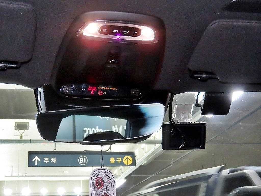 볼보 XC90 XC90 2세대 2.0 T8 AWD R-디자인 이미지 14