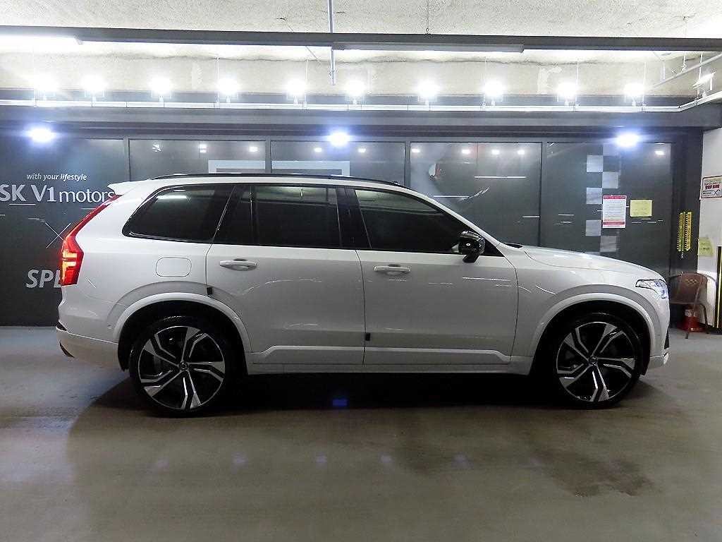 볼보 XC90 XC90 2세대 2.0 T8 AWD R-디자인 이미지 3