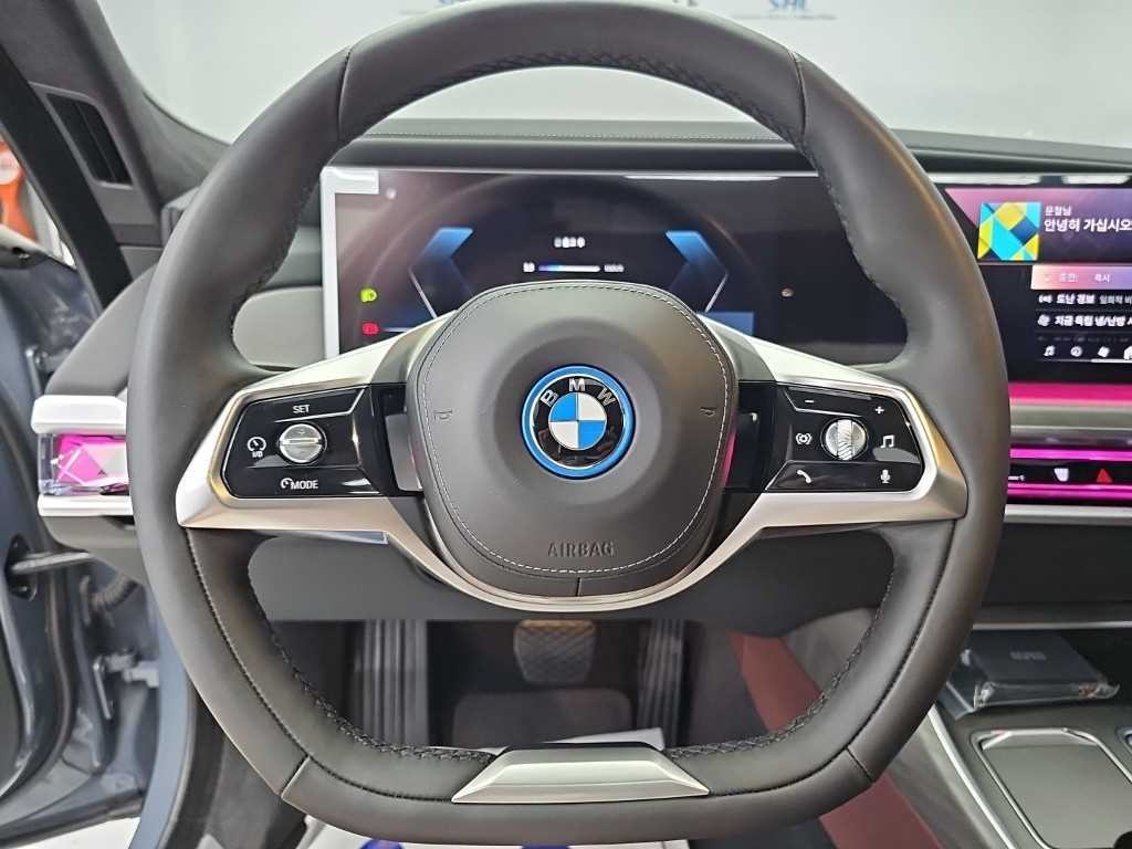 BMW i7 BMW i7 xDrive 60 DPE 이미지 10