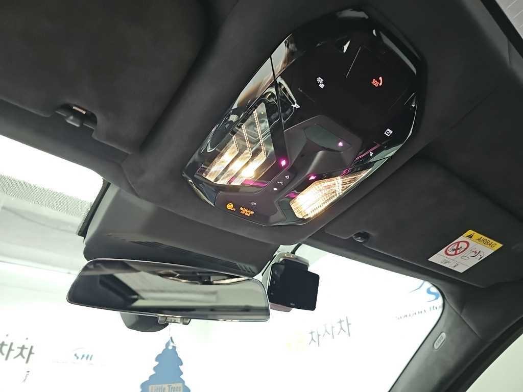 BMW i7 BMW i7 xDrive 60 DPE 이미지 18