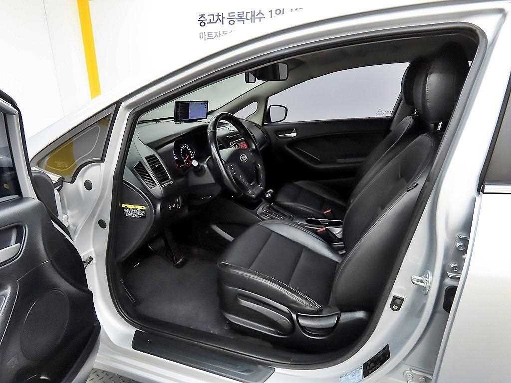 기아 K3 1.6 GDI 럭셔리 이미지 5