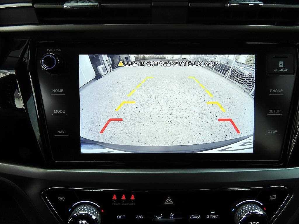 KG모빌리티(쌍용) 코란도 뷰티풀코란도 2WD 가솔린 1.5 C5 이미지 15