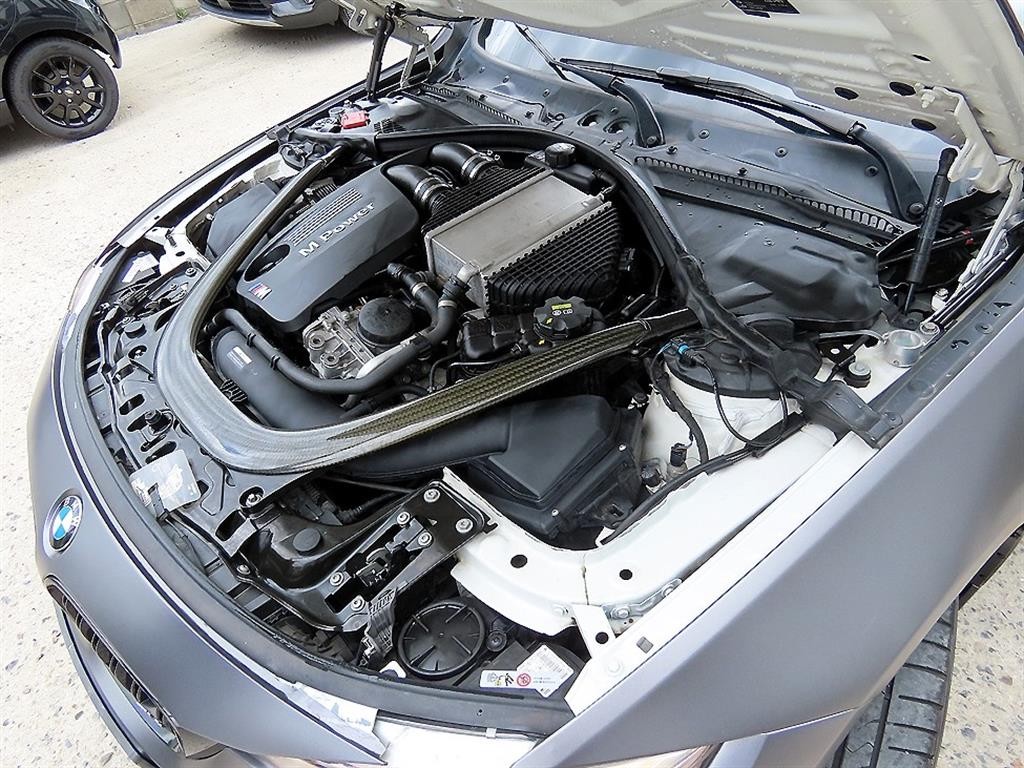 BMW 4시리즈 M4 (F82) 컨버터블 퍼포먼스 사일렌서 에디션 이미지 19