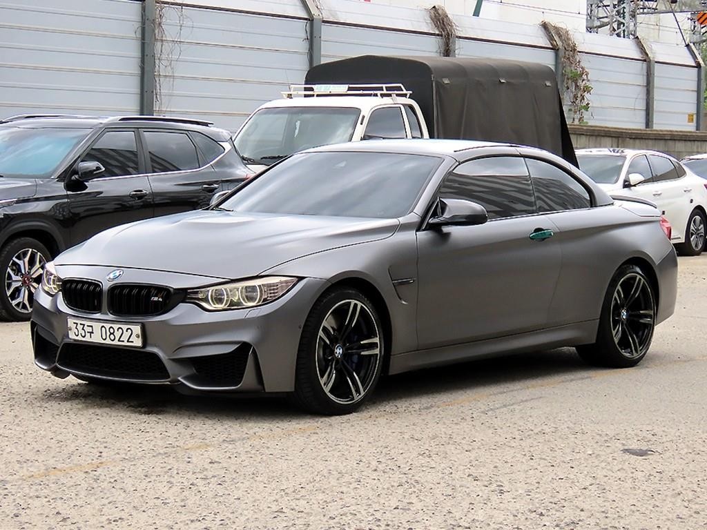 BMW 4시리즈 M4 (F82) 컨버터블 퍼포먼스 사일렌서 에디션 이미지 2