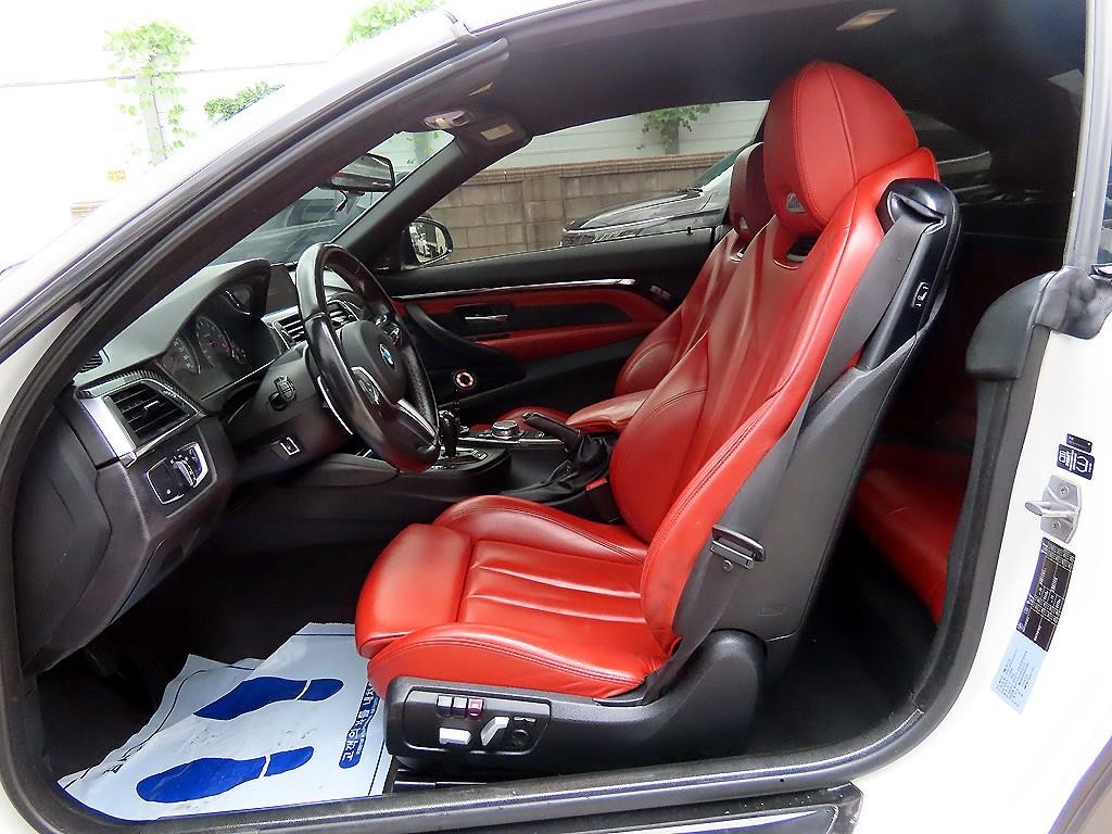 BMW 4시리즈 M4 (F82) 컨버터블 퍼포먼스 사일렌서 에디션 이미지 9
