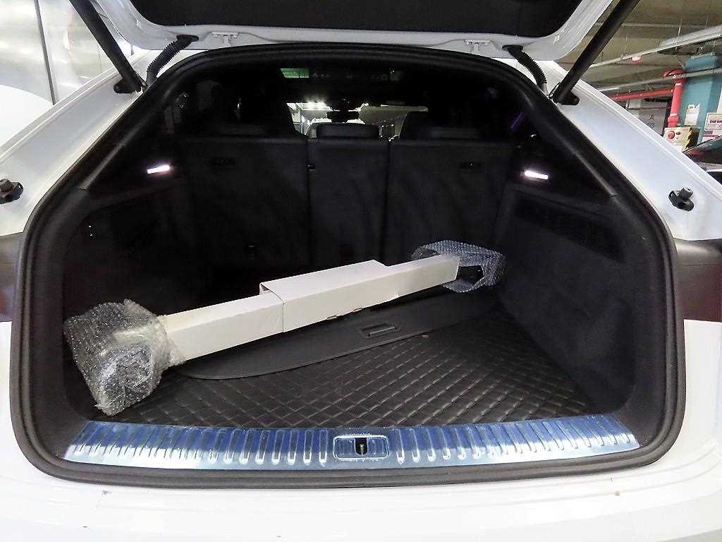 아우디 Q8 50 TDI 콰트로 프리미엄 이미지 16