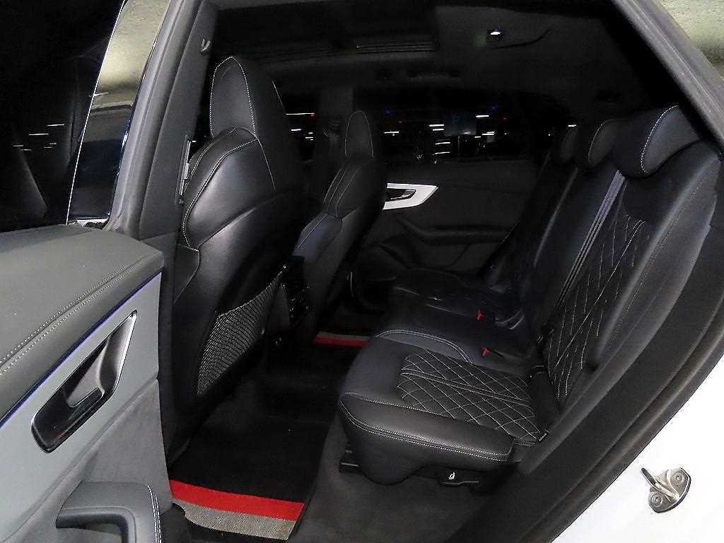 아우디 Q8 50 TDI 콰트로 프리미엄 이미지 7