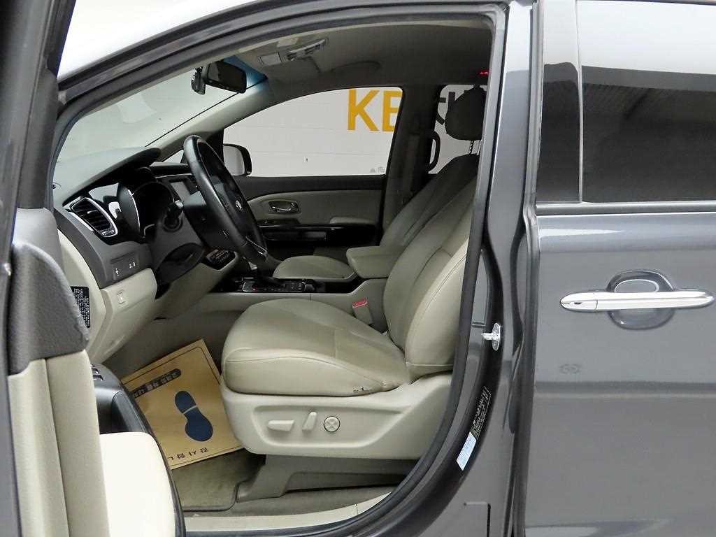 기아 카니발 올 뉴 카니발 디젤 9인승 프레스티지 이미지 13