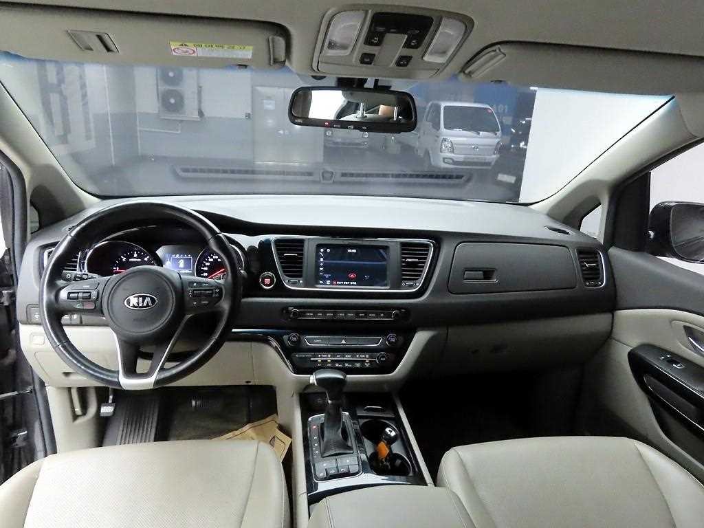 기아 카니발 올 뉴 카니발 디젤 9인승 프레스티지 이미지 7