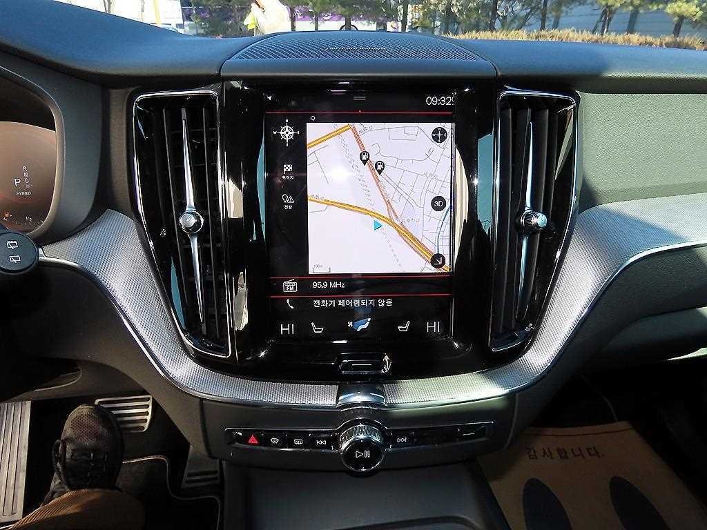 볼보 XC60 XC60(2세대) T8 AWD R-디자인 이미지 13