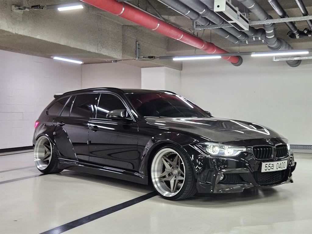 BMW 3시리즈 3시리즈 (F30) 320d 투어링 M 퍼포먼스 에디션 이미지 2
