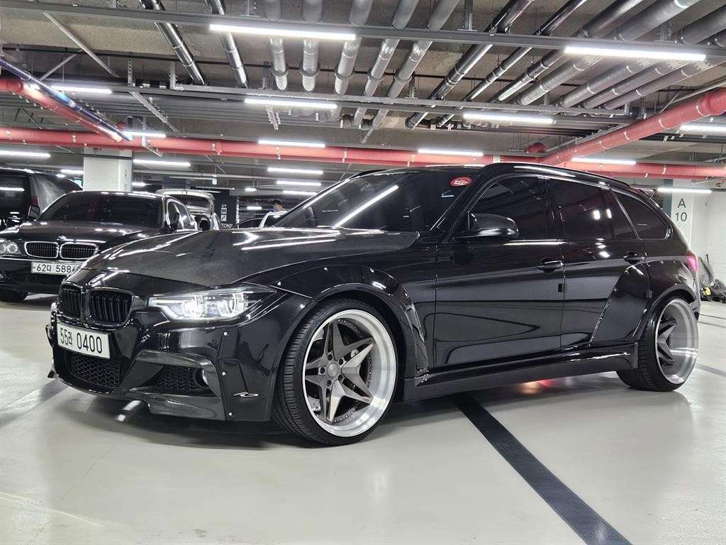 BMW 3시리즈 3시리즈 (F30) 320d 투어링 M 퍼포먼스 에디션 이미지 3
