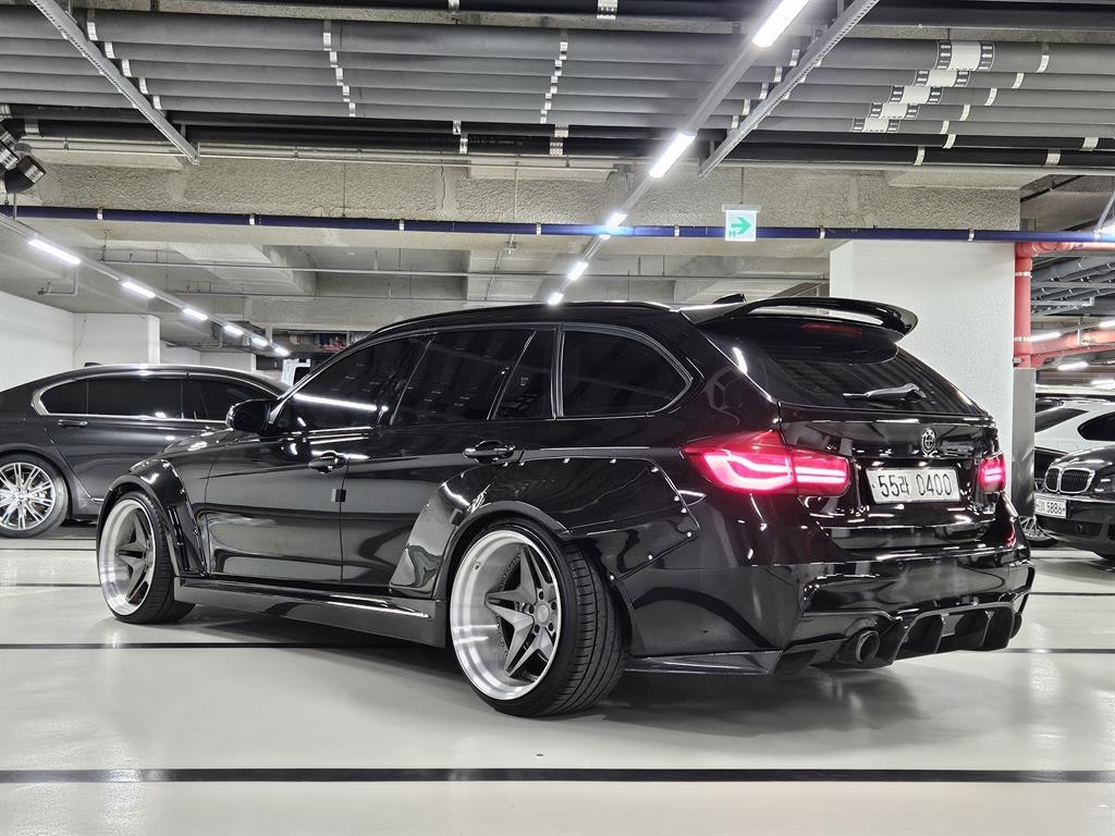 BMW 3시리즈 3시리즈 (F30) 320d 투어링 M 퍼포먼스 에디션 이미지 5