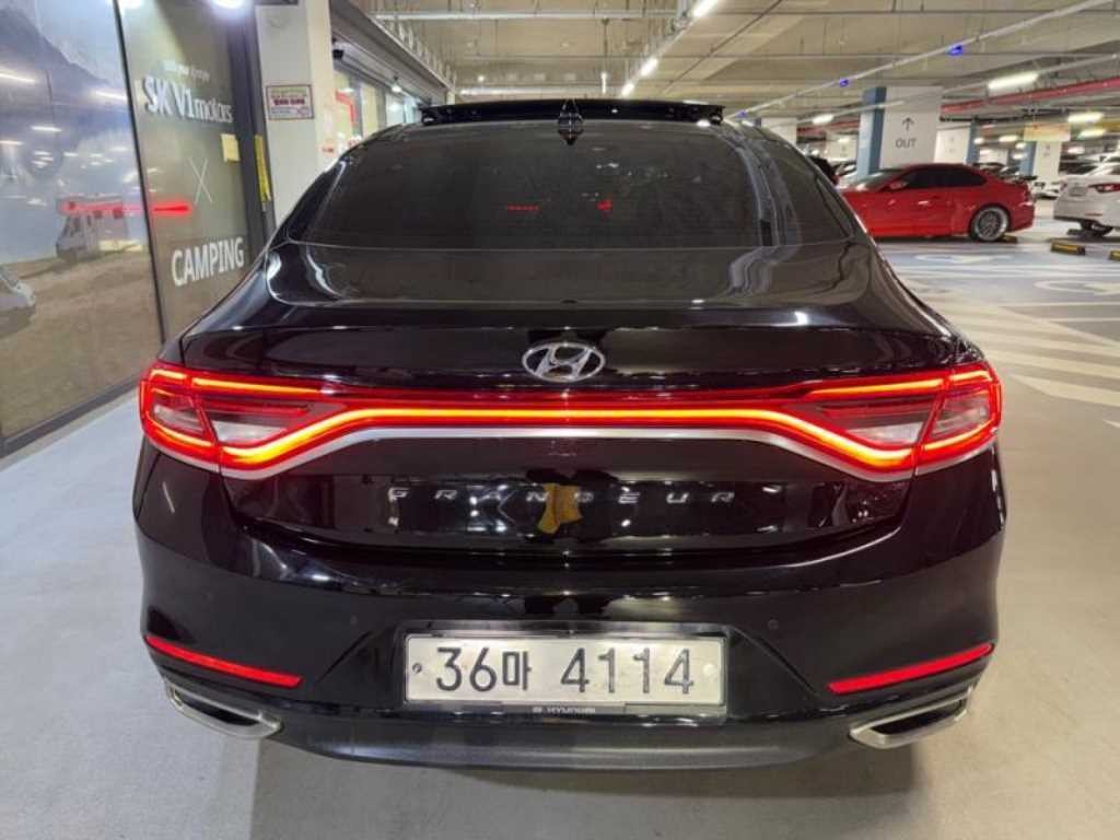 현대 그랜저 그랜저 IG 2.4 GDI 프리미엄 스페셜 이미지 5