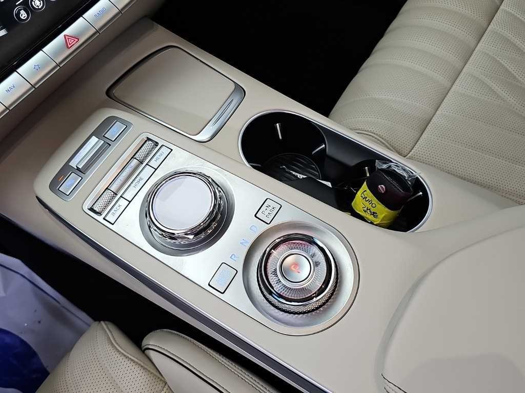 제네시스 GV70 2.5T 가솔린 2WD 이미지 8